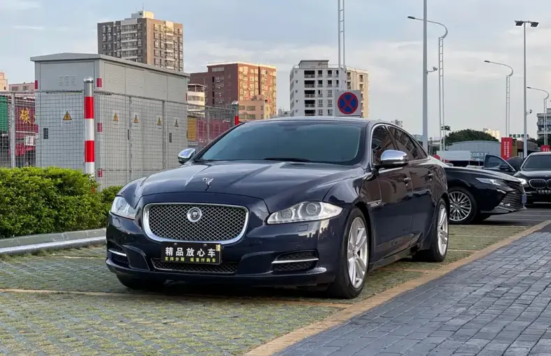 Jaguar XJ 2014 из Китая