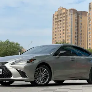 Lexus ES 2022 из Китая