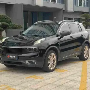 Lynk & Co 01 2018 из Китая
