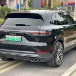 Porsche Cayenne Hybrid 2021 386 л.с. из Китая