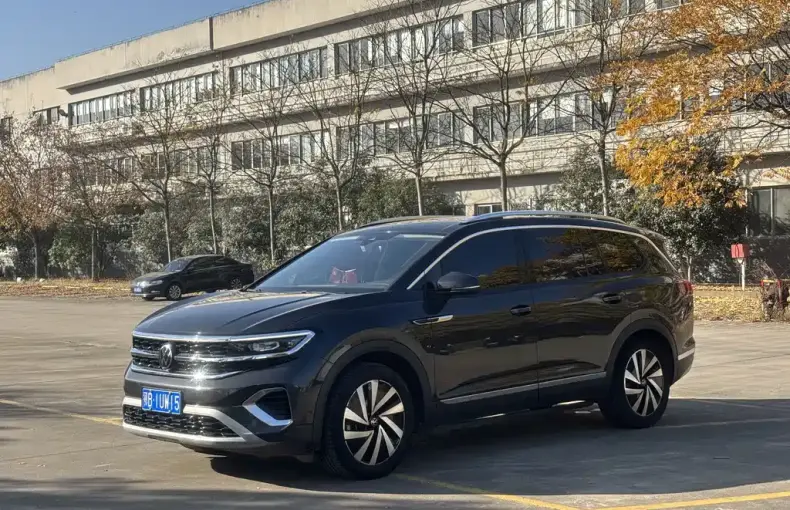 Volkswagen Talagon 2022 из Китая