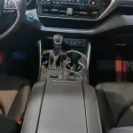 Toyota Highlander 2023 192 л.с. из Китая