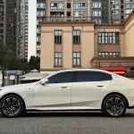 BMW 5 Series 2024 из Китая