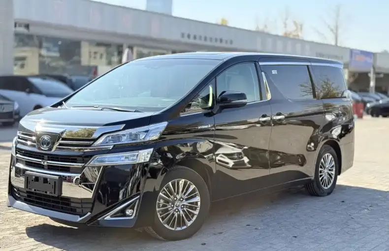 Toyota Vellfire 2020 из Китая