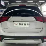 Mitsubishi Outlander 2021 192 л.с. из Китая
