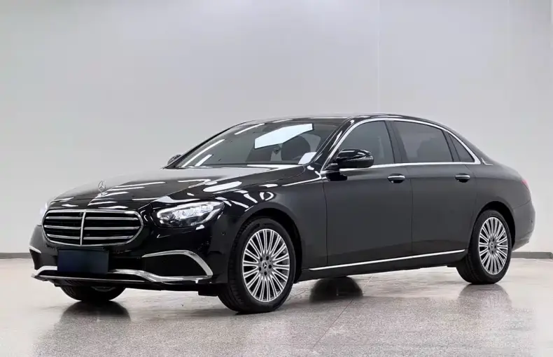 Mercedes-Benz E-Class 2022 из Китая