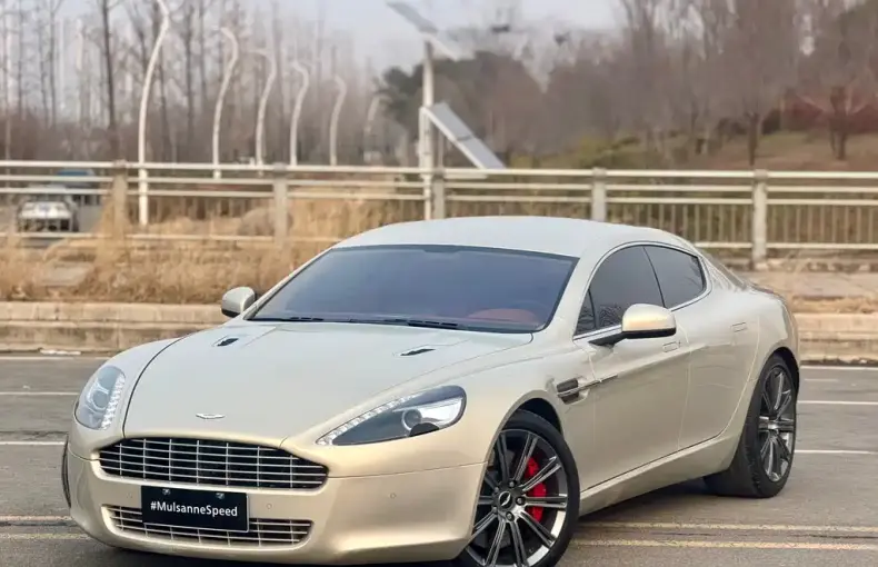 Aston Martin Rapide 2012 из Китая
