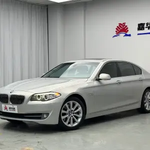 BMW 5 Series 2010 из Китая