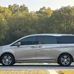Buick GL8 2024 из Китая
