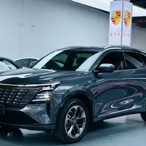 Changan 长安CS75PLUS 2024 из Китая