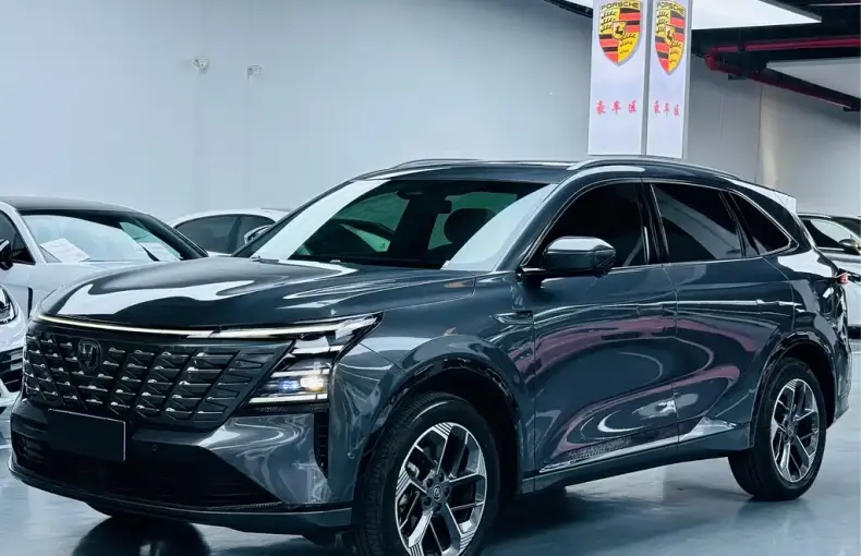 Changan 长安CS75PLUS 2024 из Китая