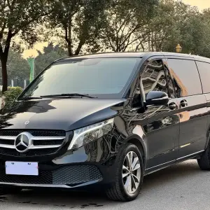 Mercedes-Benz V-Class 2023 из Китая