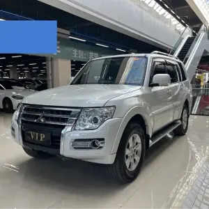 Mitsubishi Pajero (Import) 2017 174 л.с. из Китая