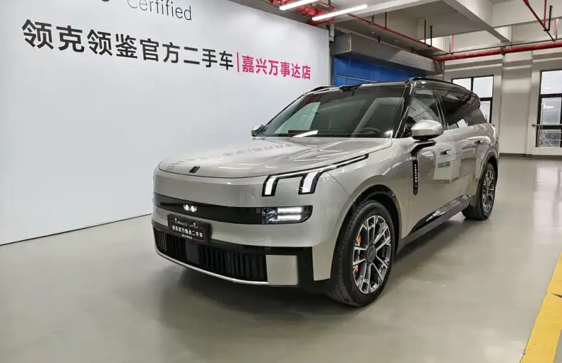 Lynk & Co 领克900 2025 из Китая