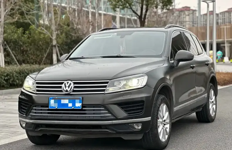 Volkswagen Touareg 2016 из Китая