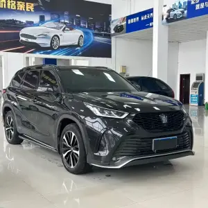 Toyota Crown Kluger 2022 из Китая
