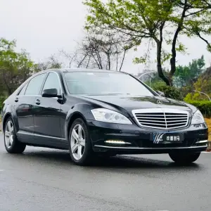 Mercedes-Benz S-Class 2011 из Китая