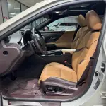 Lexus ES 2021 178 л.с. из Китая