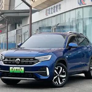 Volkswagen GTE PHEV 2022 из Китая