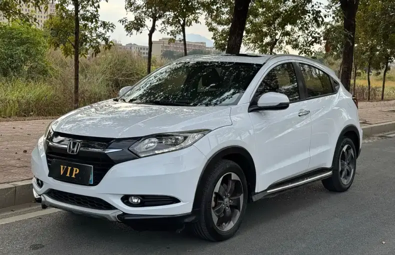 Honda Vezel 2017 из Китая