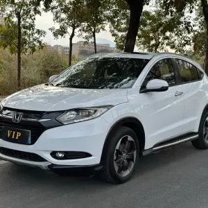 Honda Vezel 2017 из Китая