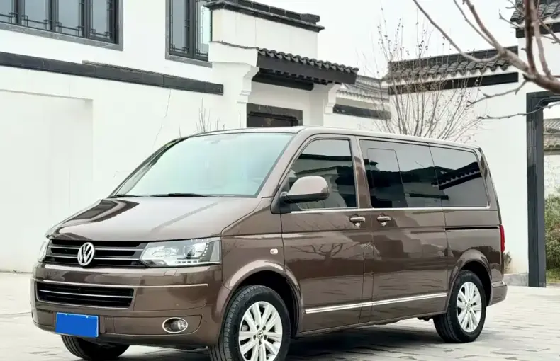 Volkswagen Multivan 2015 из Китая