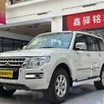 Mitsubishi Pajero (Import) из Китая