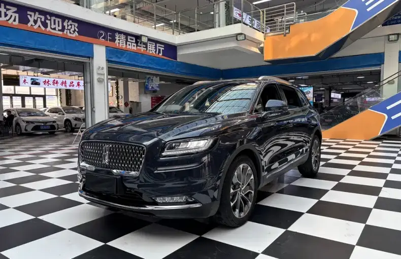 Lincoln Nautilus 2022 из Китая