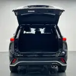 Toyota Crown Kluger 2022 из Китая
