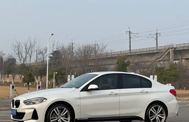 BMW 1 Series 2020 из Китая