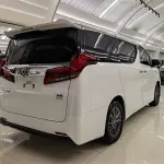 Toyota Alphard 2021 из Китая