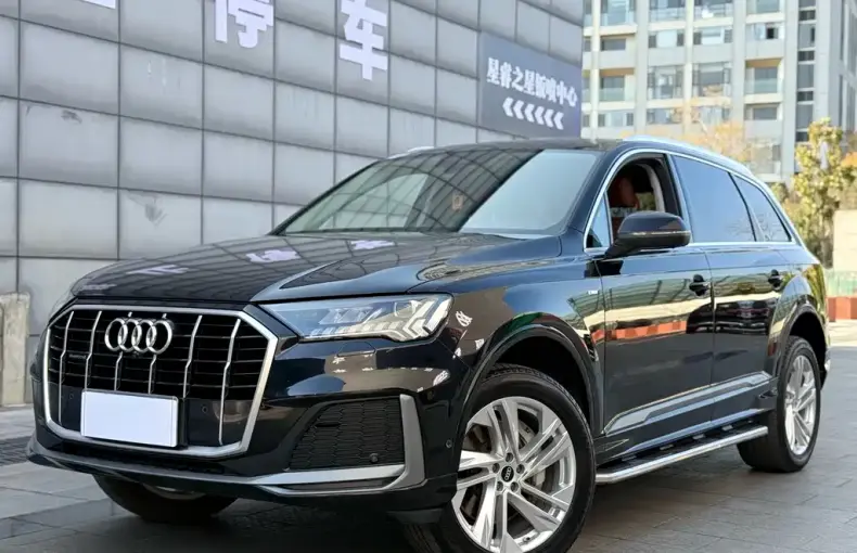 Audi Q7 2021 из Китая
