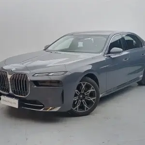 BMW 7 Series 2024 из Китая