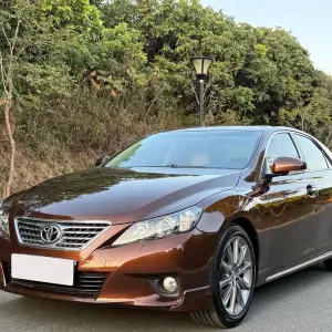 Toyota Reiz 2012 из Китая