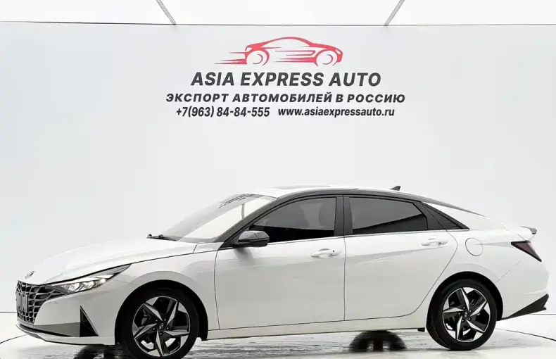 Hyundai Elantra 2022 из Китая