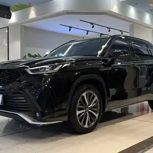 Toyota Crown Kluger 2025 из Китая