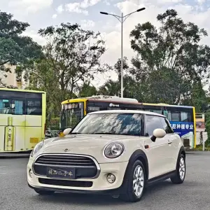 MINI Mini 2019 из Китая