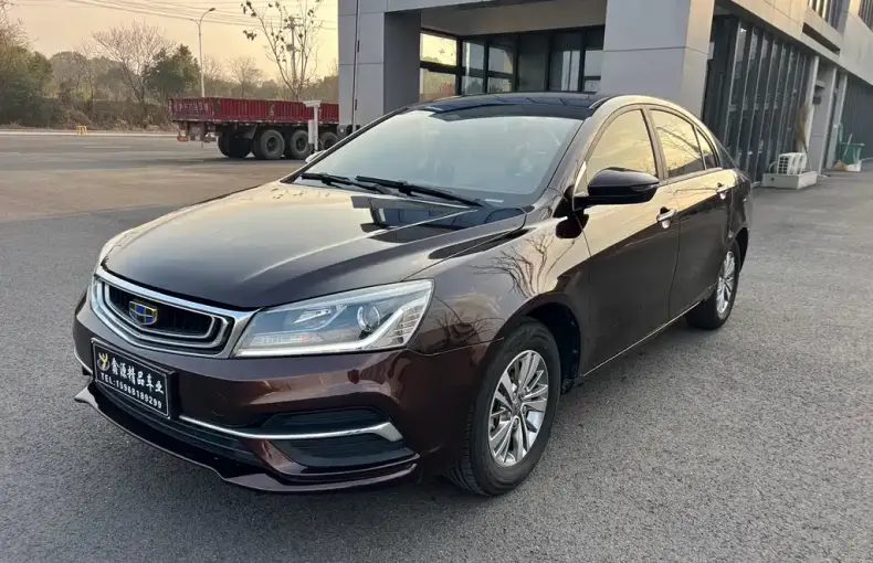 Geely Emgrand 2018 из Китая