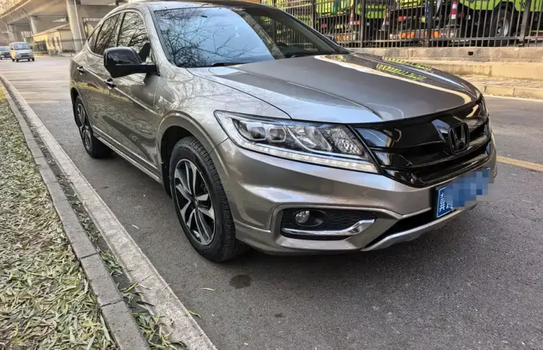 Honda Crosstour 2016 из Китая