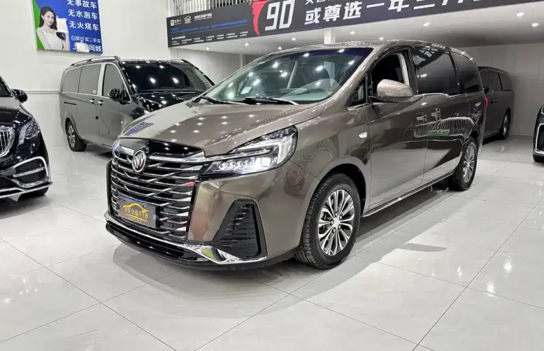 Buick GL8 2023 из Китая