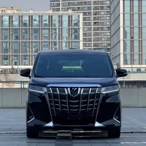 Toyota Alphard 2023 из Китая