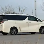 Toyota Vellfire 2021 из Китая
