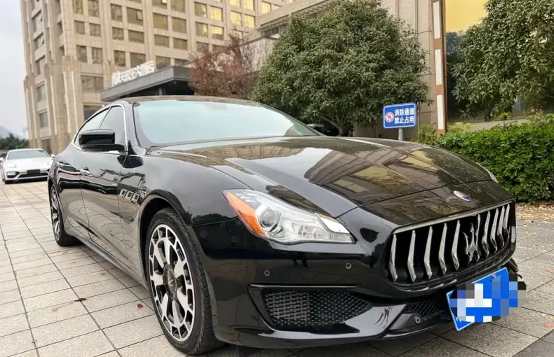 Maserati Quattroporte 2015 из Китая