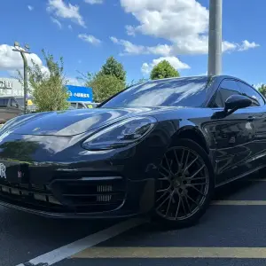 Porsche Panamera 2021 330 л.с. — лот 57409257 из Китая