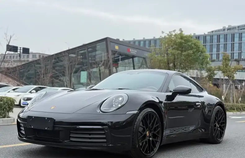 Porsche 911 2024 из Китая