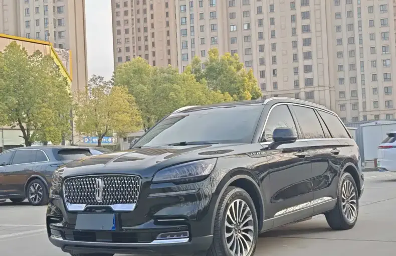 Lincoln Aviator (Import) 2020 из Китая
