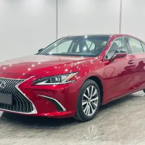 Lexus ES 2018 из Китая