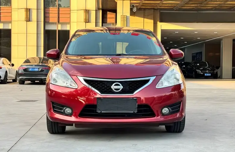 Nissan Tiida 2015 из Китая