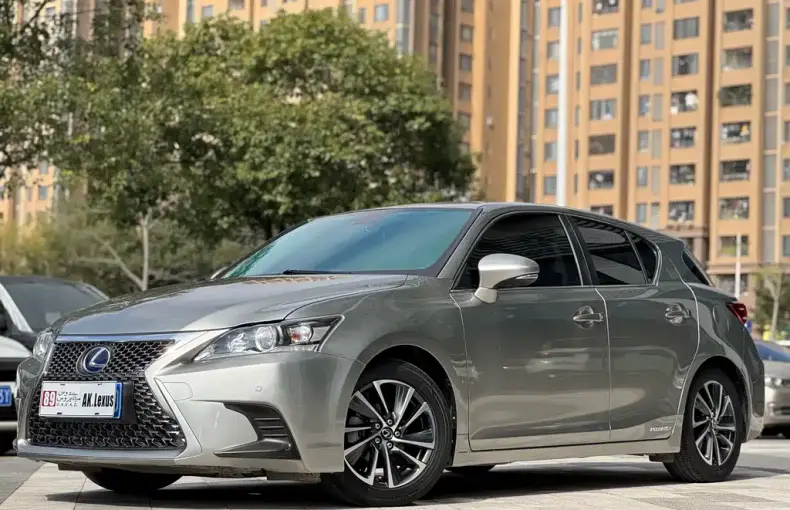 Lexus CT 2019 из Китая