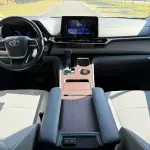 Toyota Granvia 2023 246 л.с. — лот 57251933 из Китая